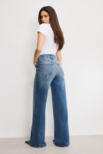 Load image into Gallery viewer, GOOD AMERICAN-SOFT TECH GOOD WAIST PALAZZO JEAN
