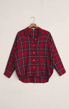 Load image into Gallery viewer, Z SUPPLY-RIVER PLAID BUTTON UP IN HAUTE RED
