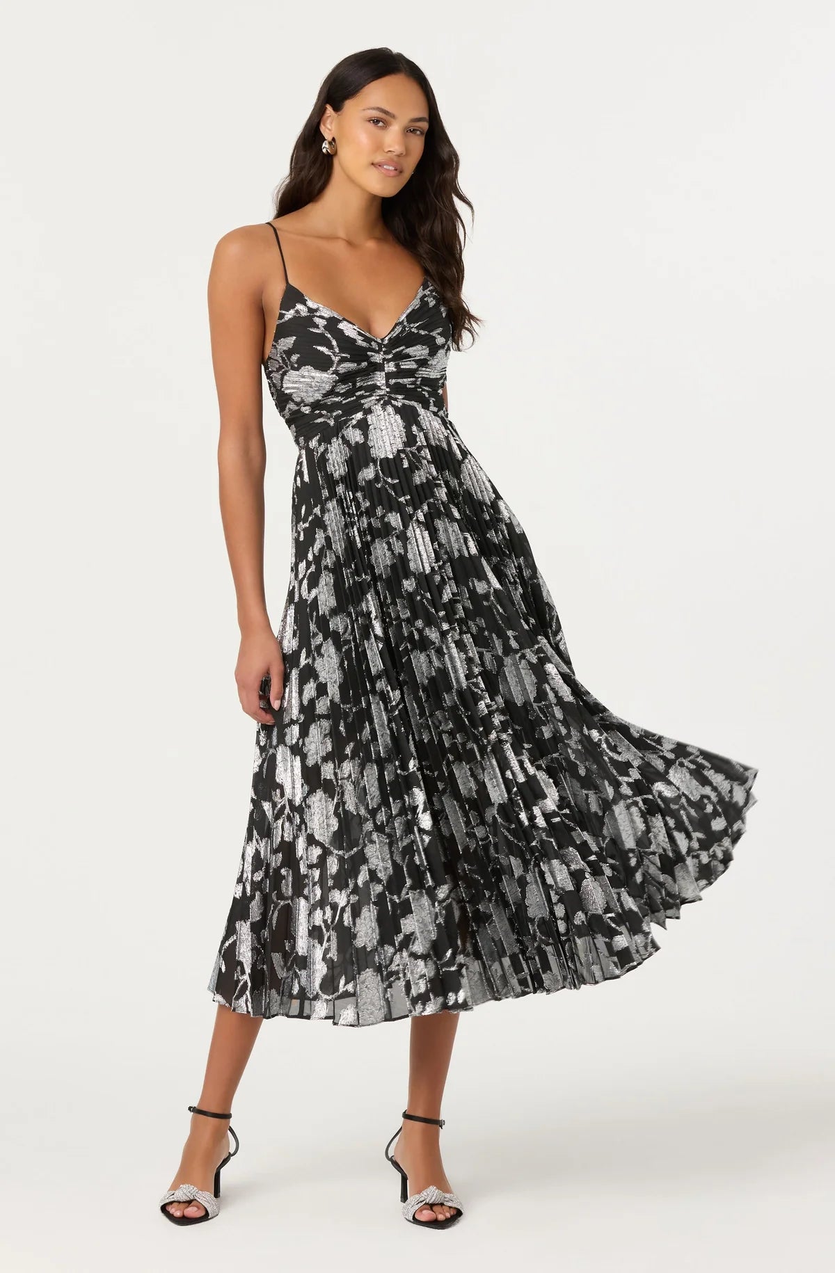 ASTR THE LABEL-SAOIRSE DRESS IN BLACK SILVER