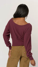 Load image into Gallery viewer, PROJECT SOCIAL T-SYDNEY BRUSHED RIB PULLOVER IN BURGUNDY
