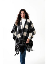Load image into Gallery viewer, SHIRALEAH-CALLIE GAME DAY CAPE
