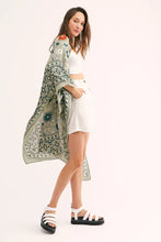 Load image into Gallery viewer, FREE PEOPLE- KIMONO
