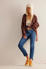 Load image into Gallery viewer, FREE PEOPLE- BEACON MID RISE CROP
