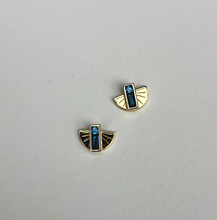 Load image into Gallery viewer, EAR KIT- IRIS STUD + SOLA PLATE
