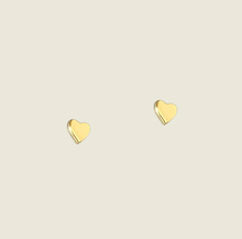 Load image into Gallery viewer, EAR KIT- TINY HEART STUD
