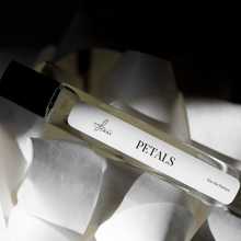 Load image into Gallery viewer, Cayla Gray- Rollerball 8ml
