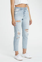 Load image into Gallery viewer, Daze- The Original High Rise Mom Jean
