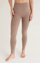 Load image into Gallery viewer, Z Supply- Feel Good 7/8 Legging
